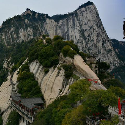 探讨新笑傲江湖手游：久等终现，重温经典江湖，身临其境感受新玩法